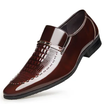 Pantofi pentru bărbați Model Nou de Mari Dimensiuni PU Brevet de Afaceri Offcial Ocazie din Piele Afaceri Cu Degetul Sfaturi Si Stralucitor